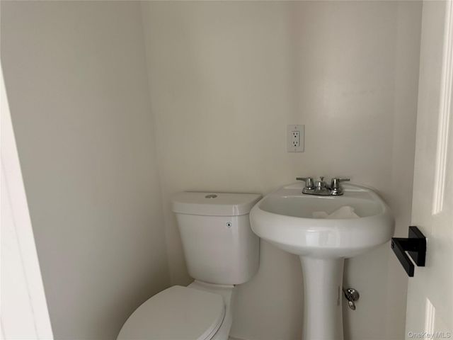 50 S Montgomery Street 7, Walden, NY 12586