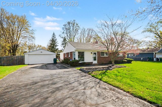 4884 Sundale Drive, Independence Charter Township, MI 48346