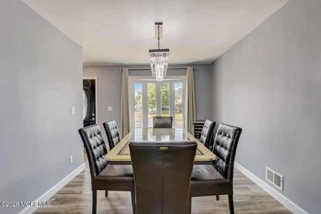 1 Pine Crest Drive, Toms River, NJ 08753