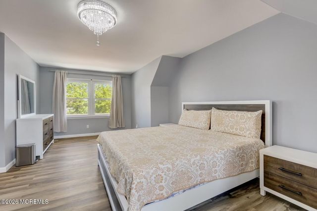 1 Pine Crest Drive, Toms River, NJ 08753