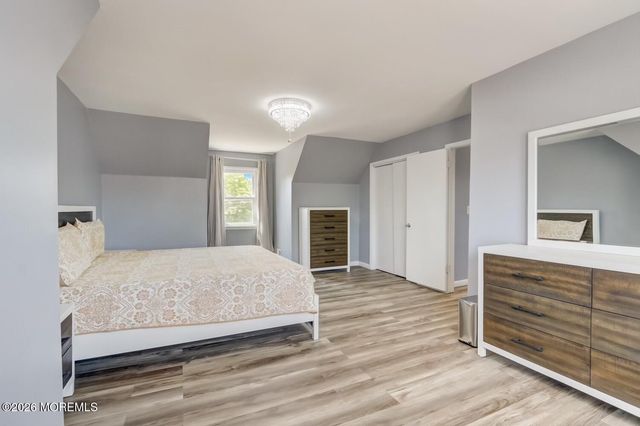 1 Pine Crest Drive, Toms River, NJ 08753