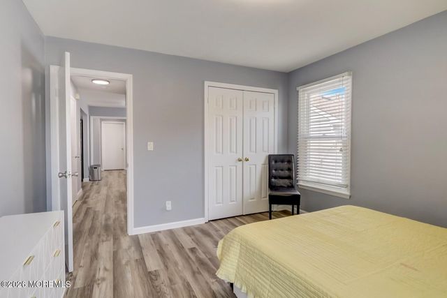 1 Pine Crest Drive, Toms River, NJ 08753
