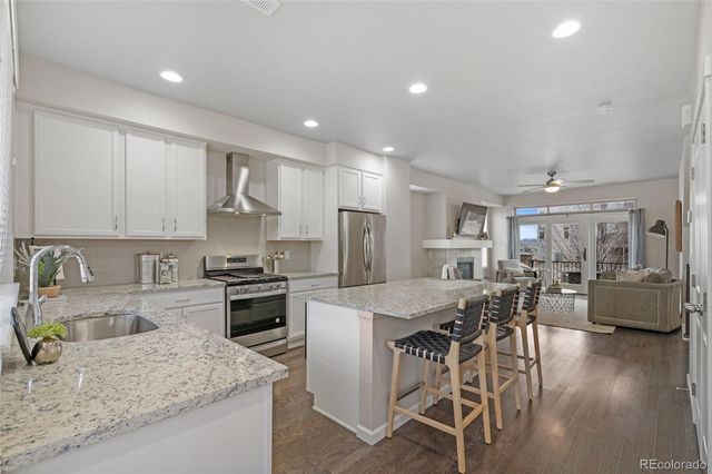 15545 W Washburn Avenue, Lakewood, CO 80228