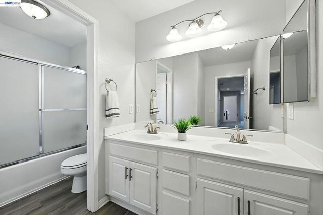 44416 44416 Nighthawk Pass, Temecula, CA 92592