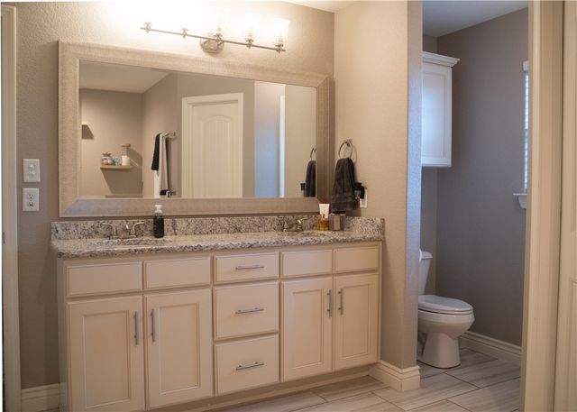 1001 Red Oak Street, Elkins, AR 72727