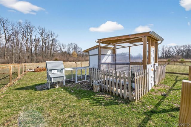 5360 Stone Garden Drive, Marion Township, MI 48843