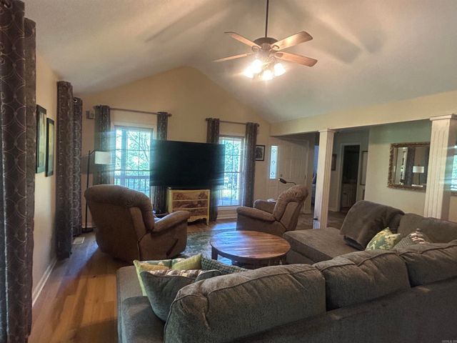 100 Pebble Beach Drive, Hot Springs, AR 71913