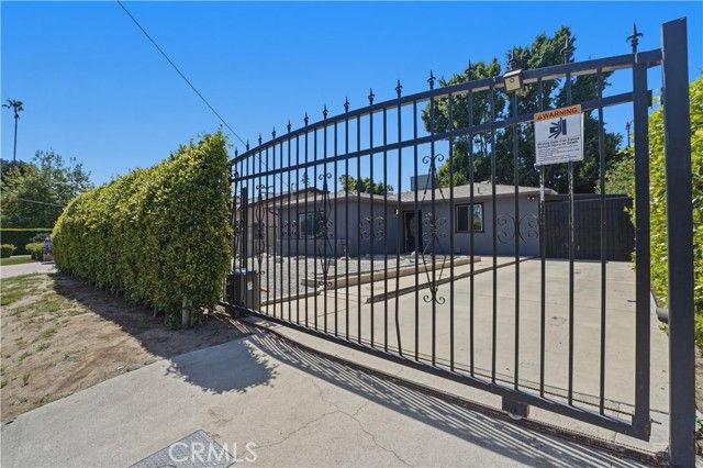 6527 Buffalo, Van Nuys (los Angeles), CA 91401
