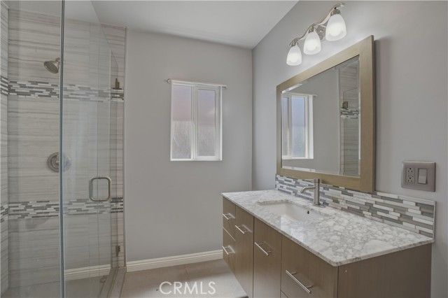 6527 Buffalo, Van Nuys (los Angeles), CA 91401
