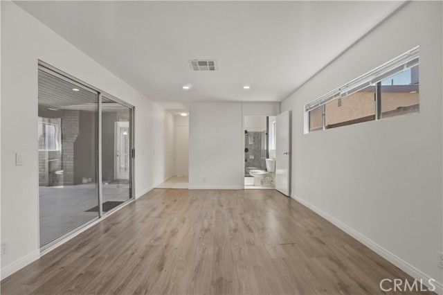 6527 Buffalo, Van Nuys (los Angeles), CA 91401