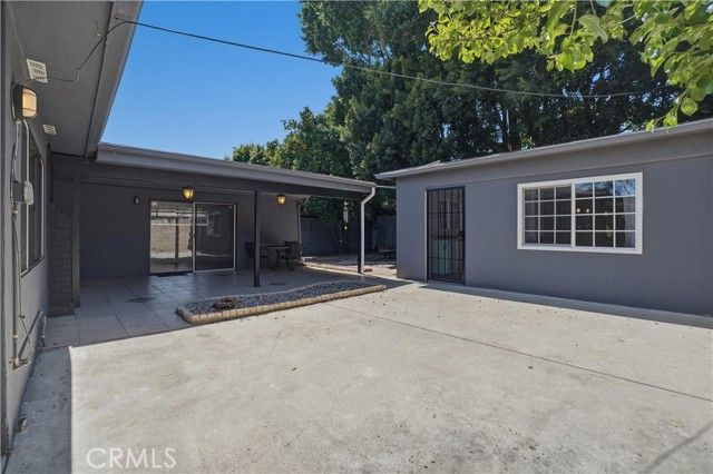 6527 Buffalo, Van Nuys (los Angeles), CA 91401