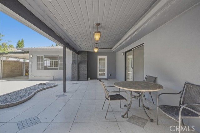 6527 Buffalo, Van Nuys (los Angeles), CA 91401