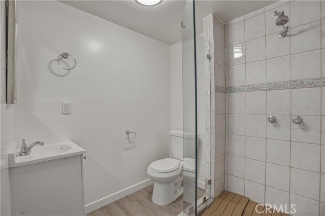6527 Buffalo, Van Nuys (los Angeles), CA 91401