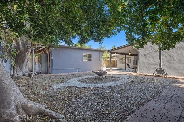 6527 Buffalo, Van Nuys (los Angeles), CA 91401