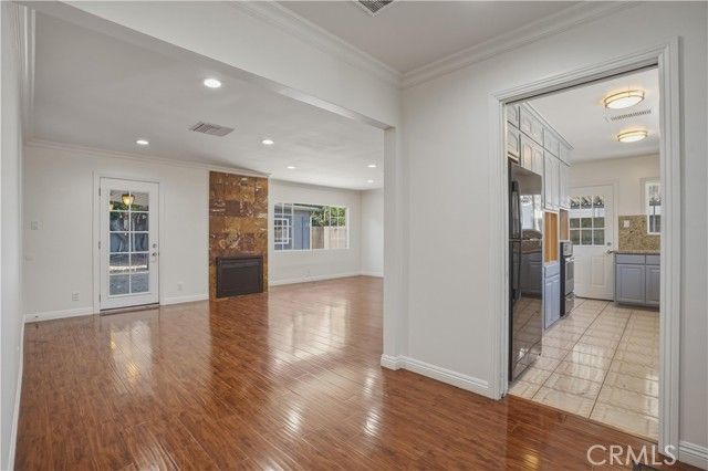 6527 Buffalo, Van Nuys (los Angeles), CA 91401