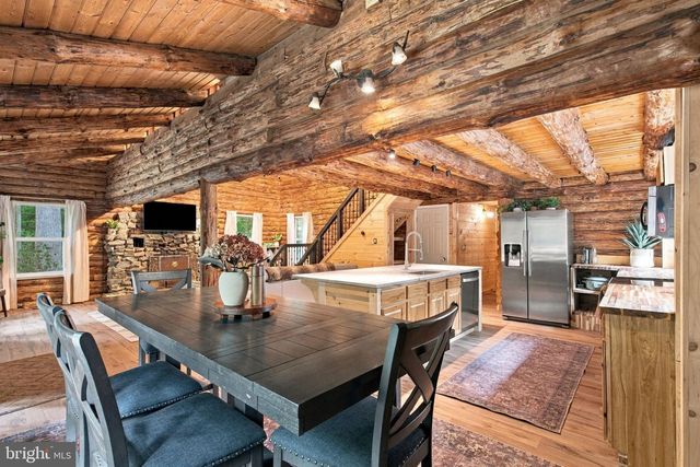 24 WINSLOW RD, Fredericksburg, VA 22406