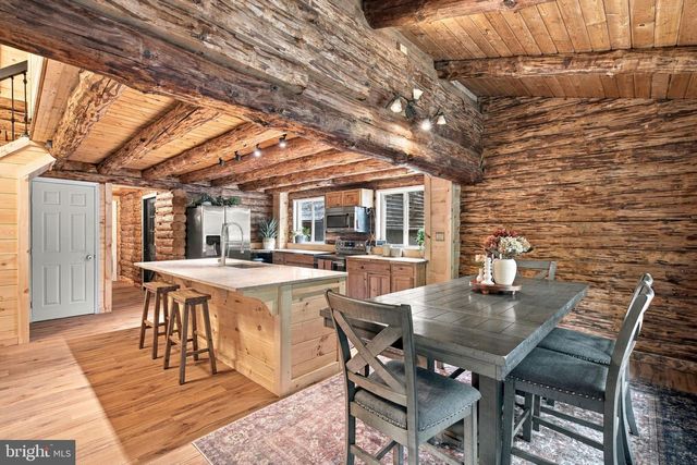 24 WINSLOW RD, Fredericksburg, VA 22406