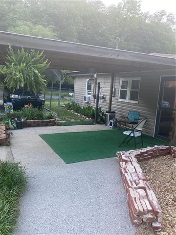 1525 Sloppy Floyd Lake Road, Summerville, GA 30747