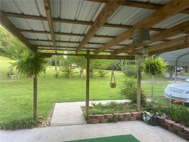 1525 Sloppy Floyd Lake Road, Summerville, GA 30747