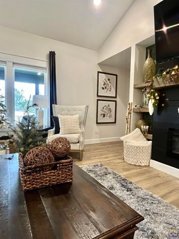 2314 NW 49th TER, Topeka, KS 66618