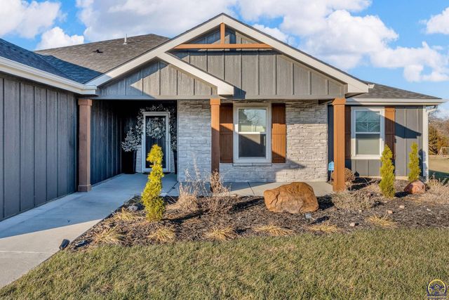 2314 NW 49th TER, Topeka, KS 66618