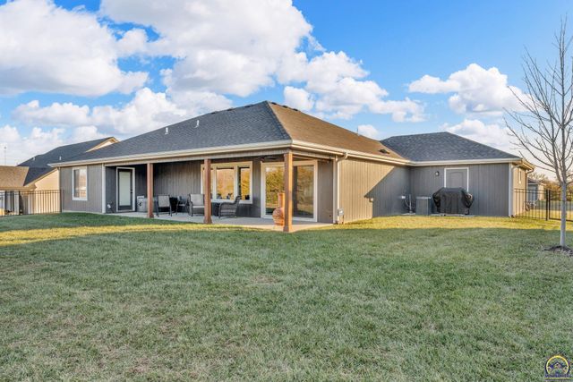 2314 NW 49th TER, Topeka, KS 66618