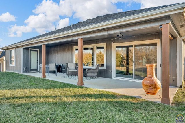 2314 NW 49th TER, Topeka, KS 66618