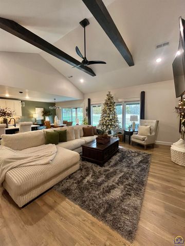 2314 NW 49th TER, Topeka, KS 66618