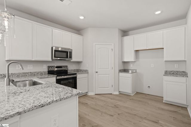 619 Silver Fir Street, Piedmont, SC 29673