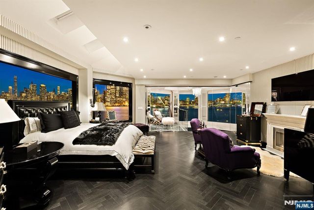 600 Harbor Boulevard 1079-81, Weehawken, NJ 07086