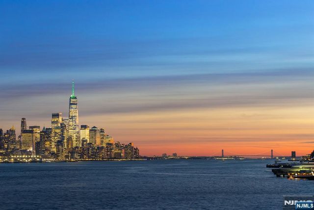 600 Harbor Boulevard 1079-81, Weehawken, NJ 07086