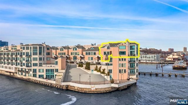 600 Harbor Boulevard 1079-81, Weehawken, NJ 07086