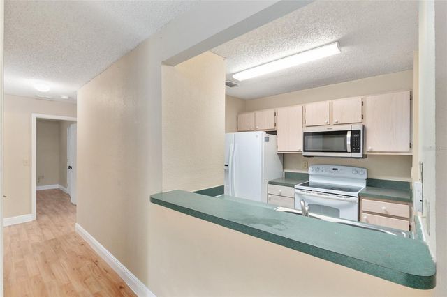 3705 SW 27TH STREET 214, Gainesville, FL 32608