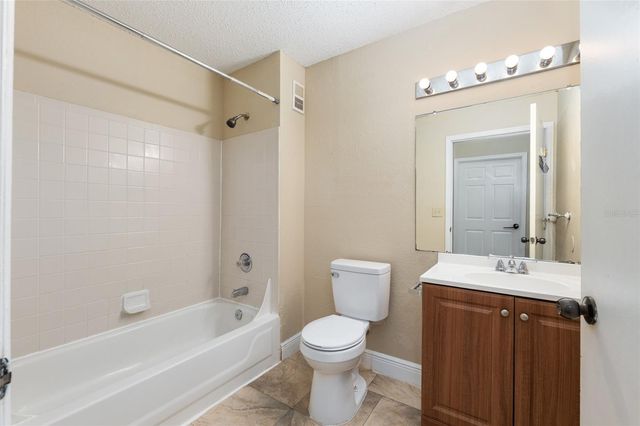 3705 SW 27TH STREET 214, Gainesville, FL 32608
