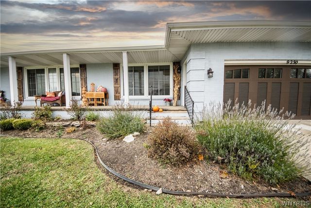 9250 Greiner Road, Clarence, NY 14031