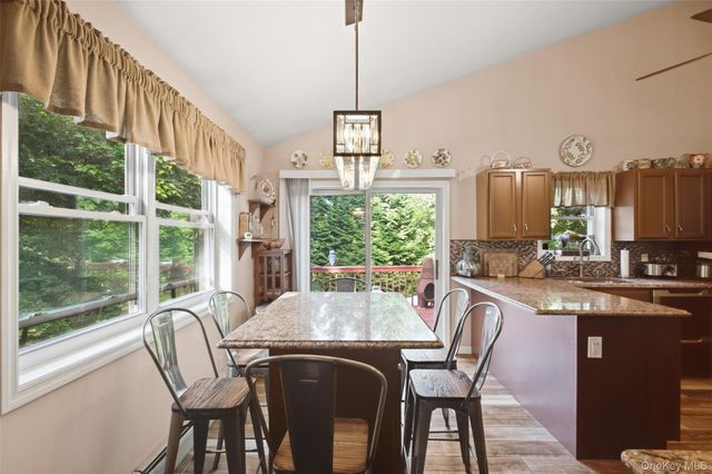 15 Aron Court, Spring Valley, NY 10977