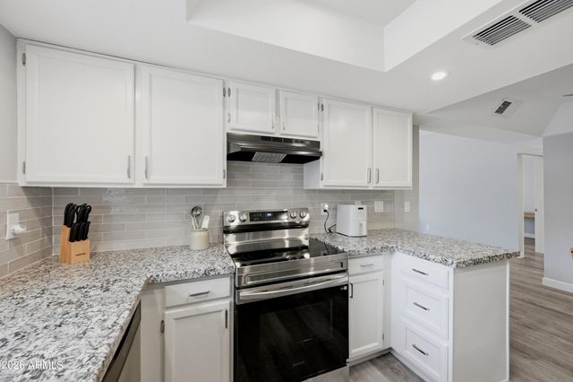 1905 E UNIVERSITY Drive 207, Tempe, AZ 85288