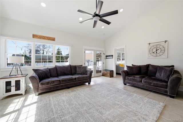 125 S Bayview Avenue, Amityville, NY 11701