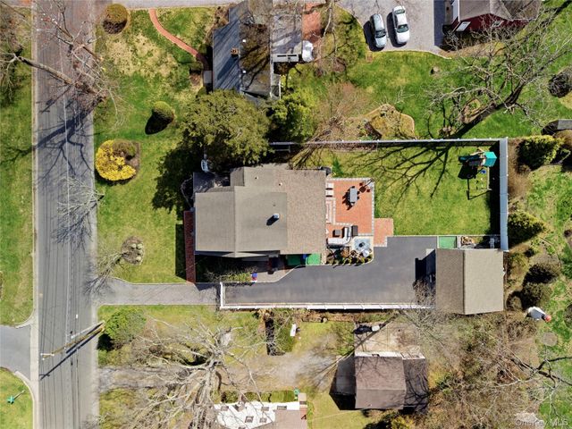 125 S Bayview Avenue, Amityville, NY 11701