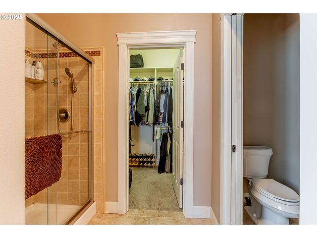 372 EAGLE FEATHER St Nw, Salem, OR 97304