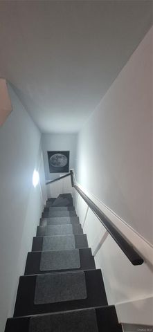 11 Van Tuyl Street, Staten Island, NY 10301