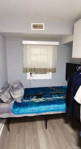11 Van Tuyl Street, Staten Island, NY 10301