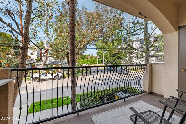 4805 Bellflower Avenue 108, North Hollywood, CA 91601