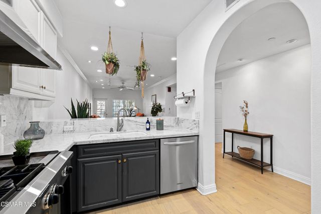 4805 Bellflower Avenue 108, North Hollywood, CA 91601