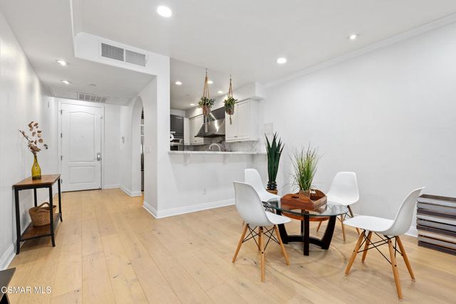 4805 Bellflower Avenue 108, North Hollywood, CA 91601