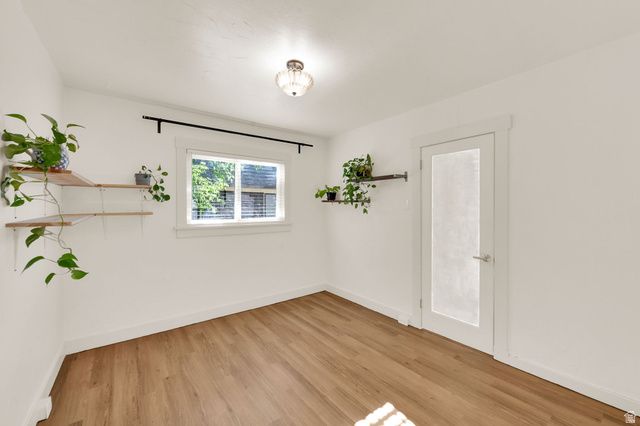 620 E REDONDO AVE, Salt Lake City, UT 84105