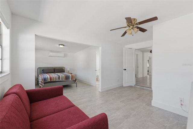 733 61ST AVENUE NE, St Petersburg, FL 33703