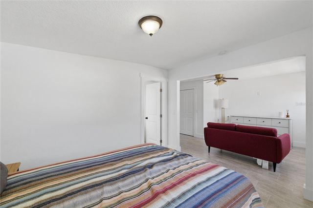 733 61ST AVENUE NE, St Petersburg, FL 33703