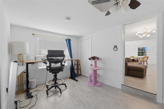 733 61ST AVENUE NE, St Petersburg, FL 33703