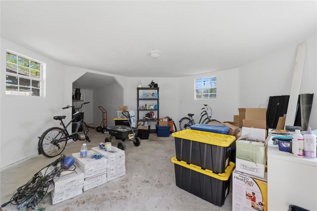 733 61ST AVENUE NE, St Petersburg, FL 33703